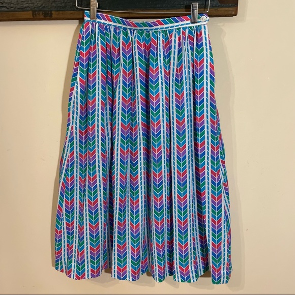 Vintage Evan Picone Multicolour Chevron Pattern Pleated Skirt Size 8 - Picture 6 of 14
